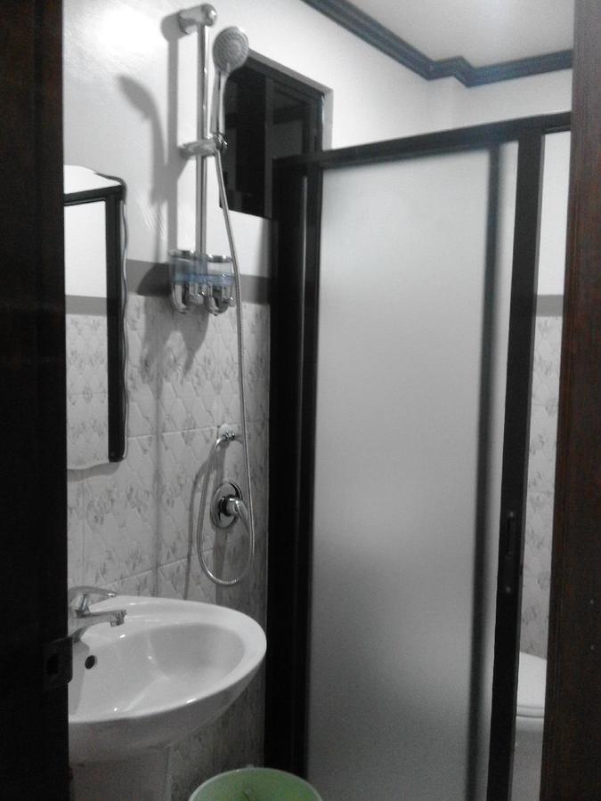 Vali-Joe Travel Lodge Эль-Нидо Экстерьер фото